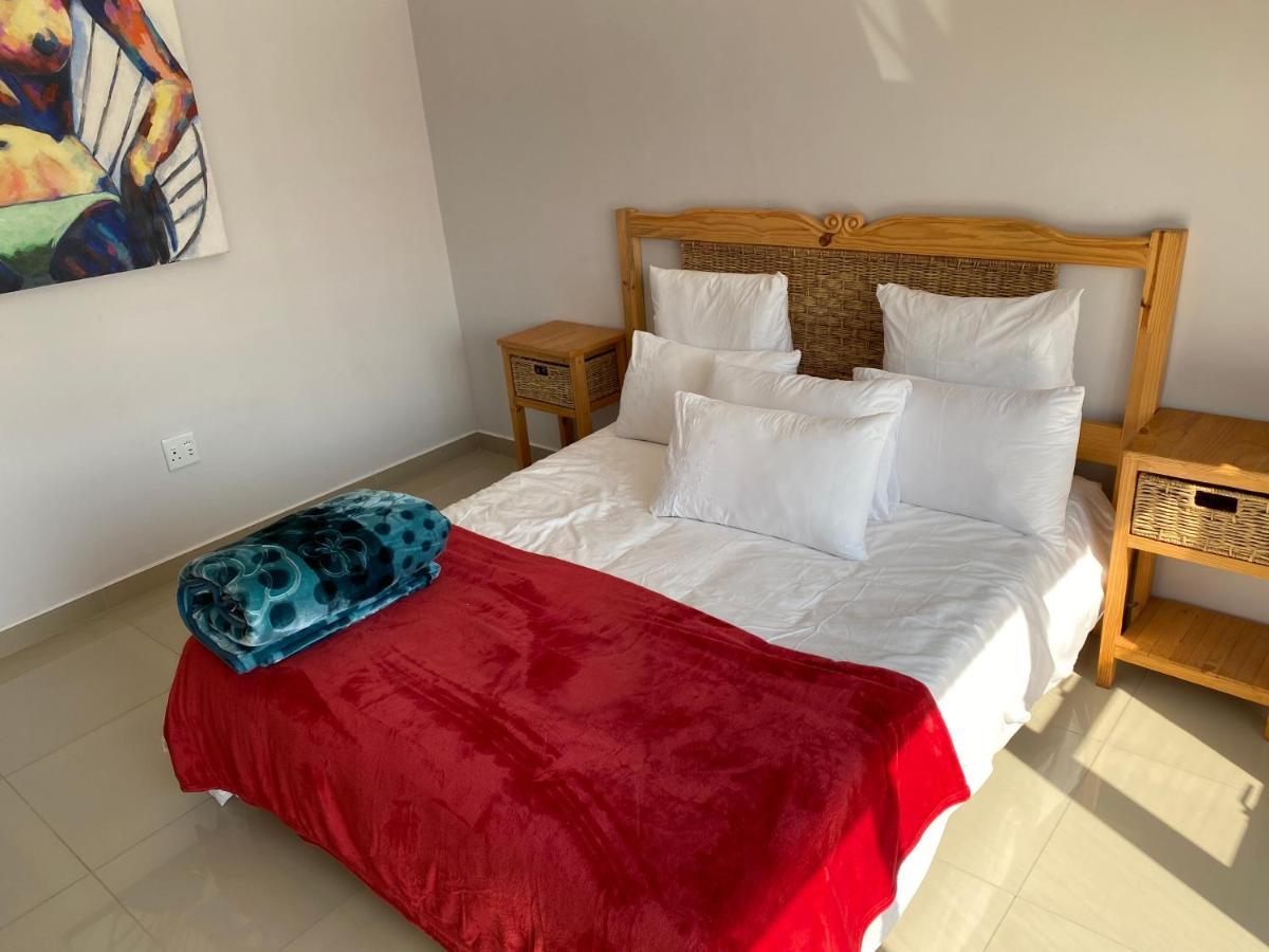 ウォルビスベイ Mukulela Bed & Breakfast エクステリア 写真